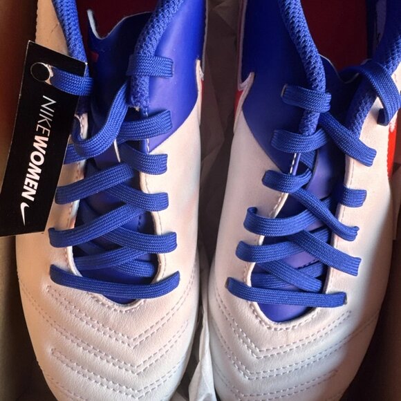 Nike Women’s Tiempo Rio Iii Fg Size 7 New In Box Soccer Cleats White Blue Red - Picture 2 of 7